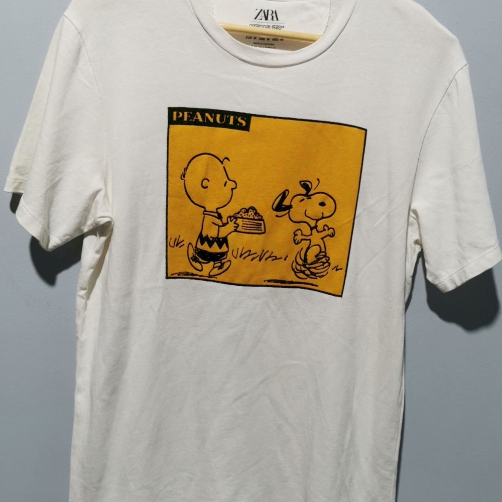 Zara Peanuts Graphic T-Shirt